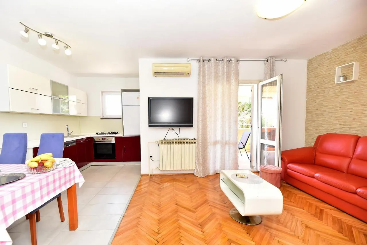 L&L Holiday Apartment Zára