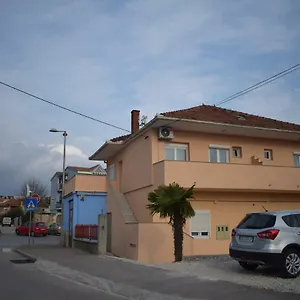 Apartman Nediljko & Mila, Zára
